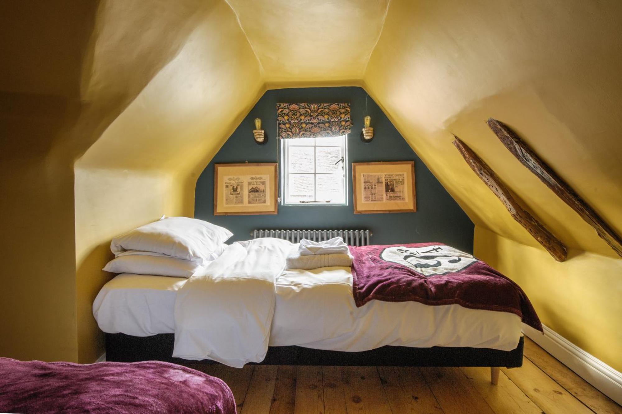 Huge Deluxe 600 Year Old Essex Manor, Hot Tub, Cinema Room, Sky Tv Саффрон-Уолден Экстерьер фото