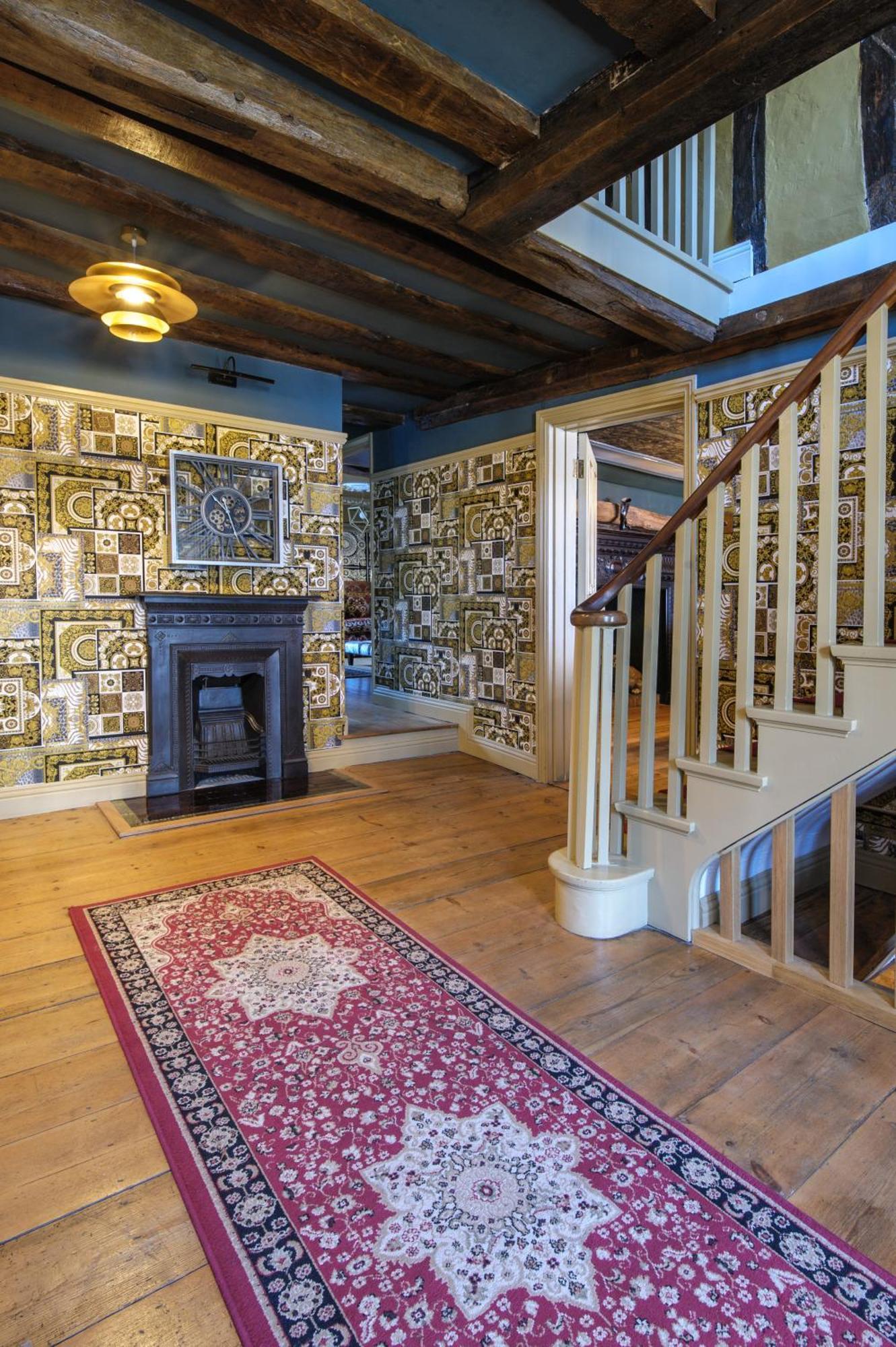 Huge Deluxe 600 Year Old Essex Manor, Hot Tub, Cinema Room, Sky Tv Саффрон-Уолден Экстерьер фото