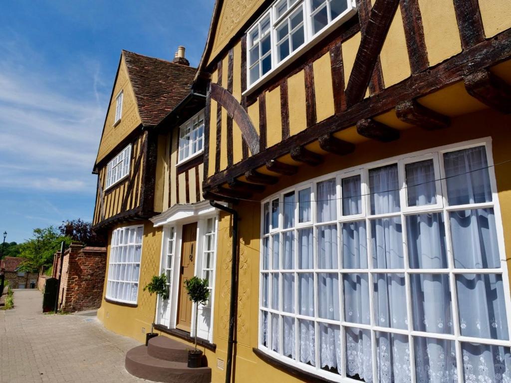 Huge Deluxe 600 Year Old Essex Manor, Hot Tub, Cinema Room, Sky Tv Саффрон-Уолден Экстерьер фото